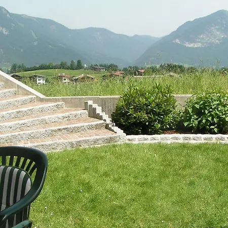 Mueller アパート